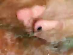 Fußfick im Bad (7)